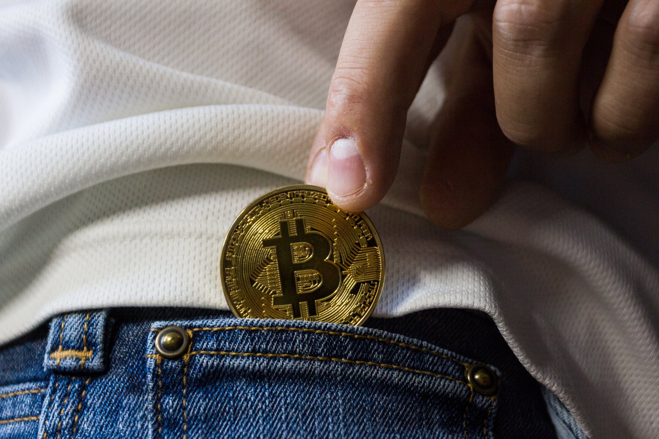Bitcoin'in bu kilit destek seviyesini tutmadığı sürece %22 daha düşebileceğini söylüyor.
